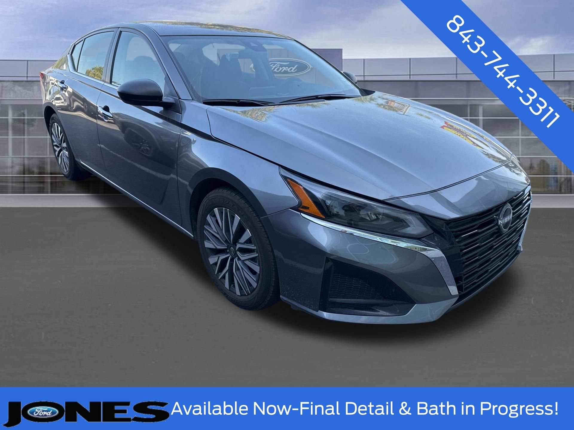 Used 2024 Nissan Altima 2.5 SV