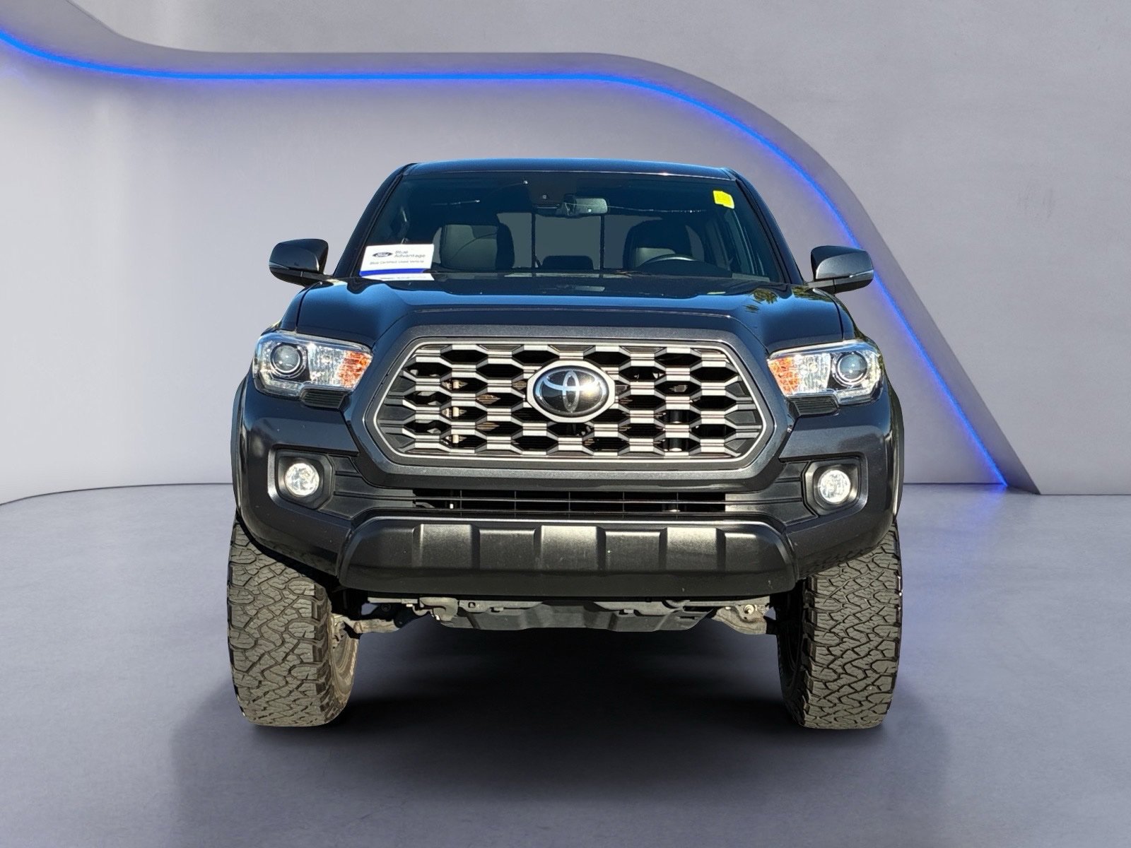 Used 2020 Toyota Tacoma TRD Off-Road AWD/4WD image 7