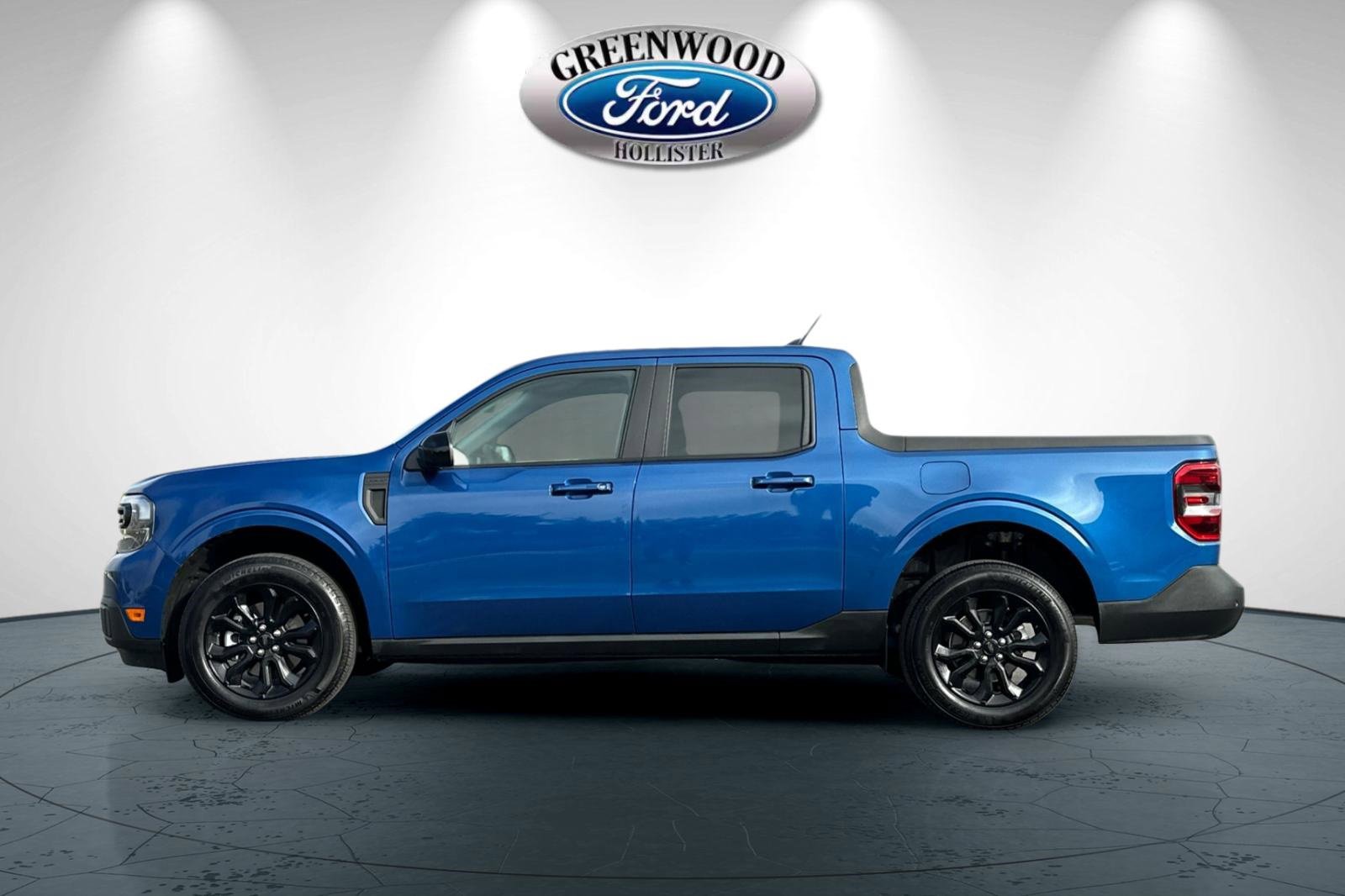 Certified 2024 Ford Maverick Lariat w/ Black Appearance Package image 7