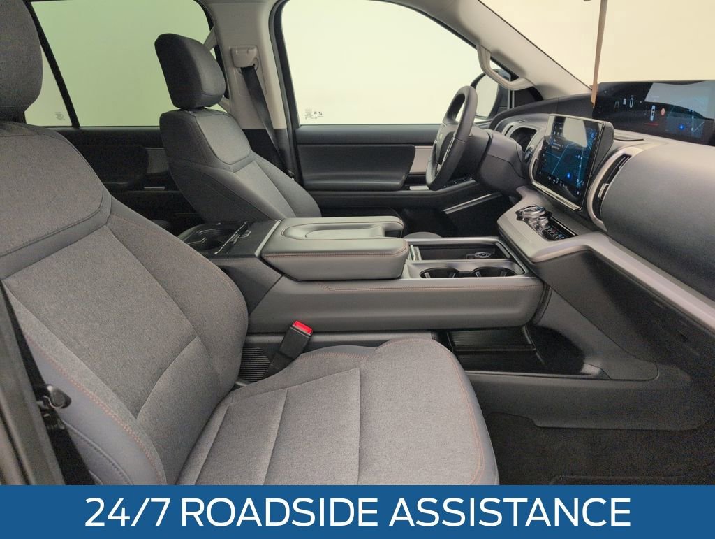 Certified 2025 Ford Expedition Active image 14