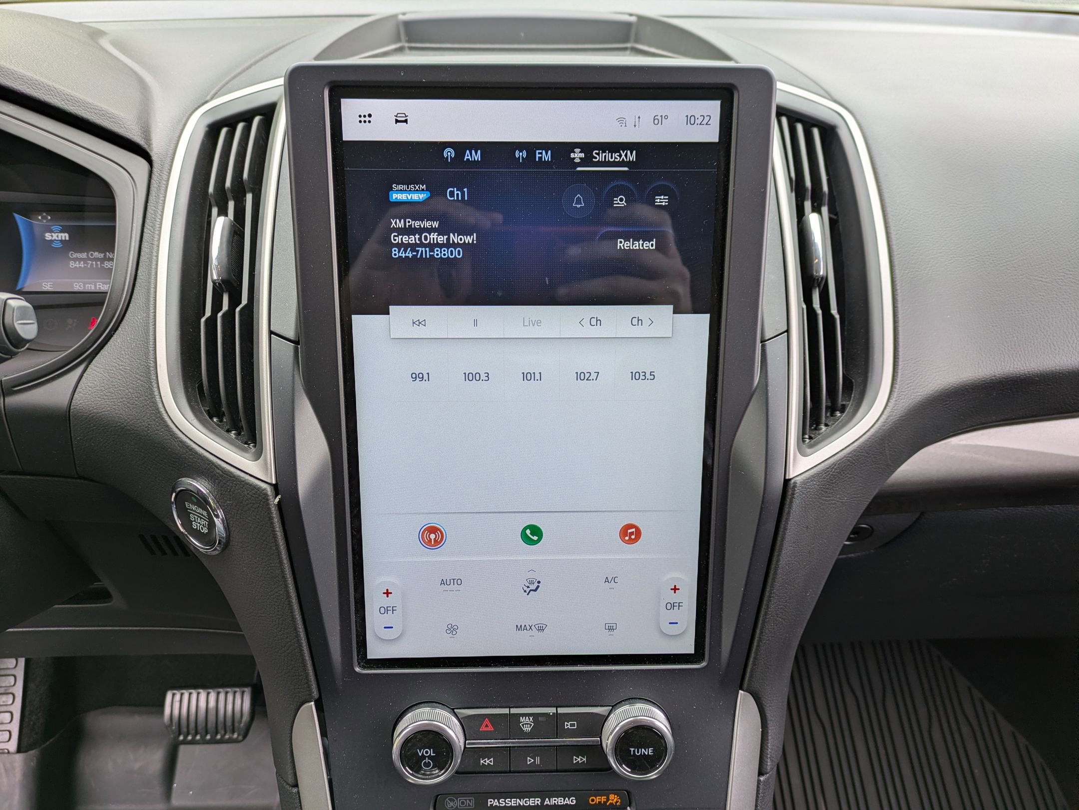 Certified 2022 Ford Edge SE w/ Black Appearance Package AWD/4WD image 11