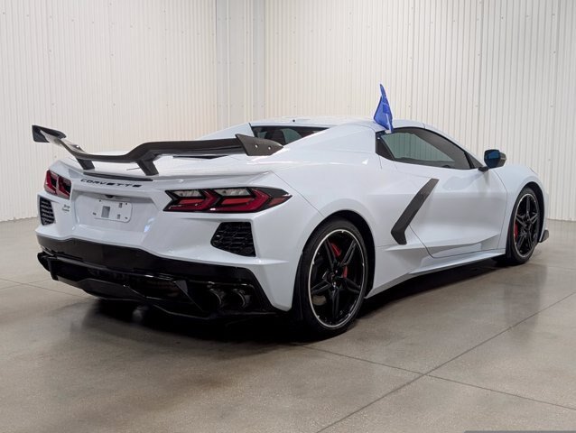 Used 2021 Chevrolet Corvette Stingray Convertible w/ 1LT RWD image 16