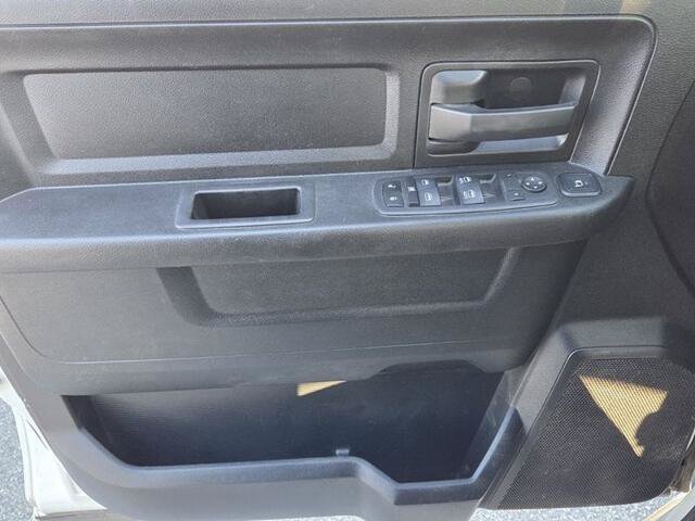 Used 2023 RAM 3500 Tradesman RWD image 27