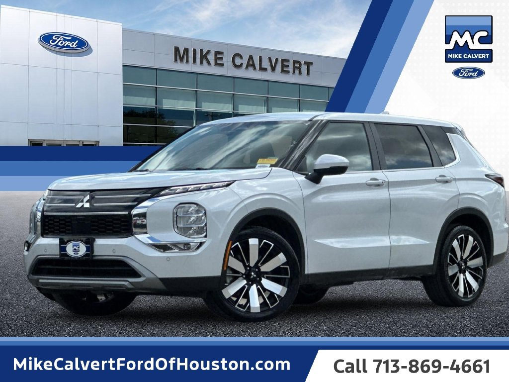 Used 2025 Mitsubishi Outlander SE