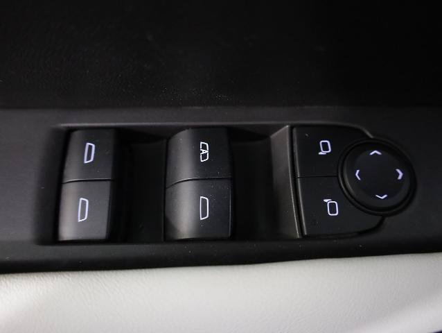 Used 2024 GMC Canyon AT4X AWD/4WD image 23