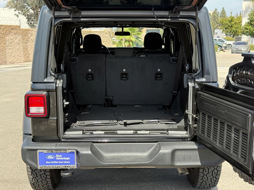 Used 2021 Jeep Wrangler Unlimited Sport AWD/4WD image 17