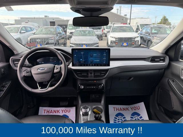 Certified 2025 Ford Escape Platinum AWD/4WD image 5