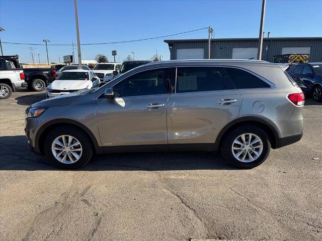 Used 2018 Kia Sorento AWD image 3