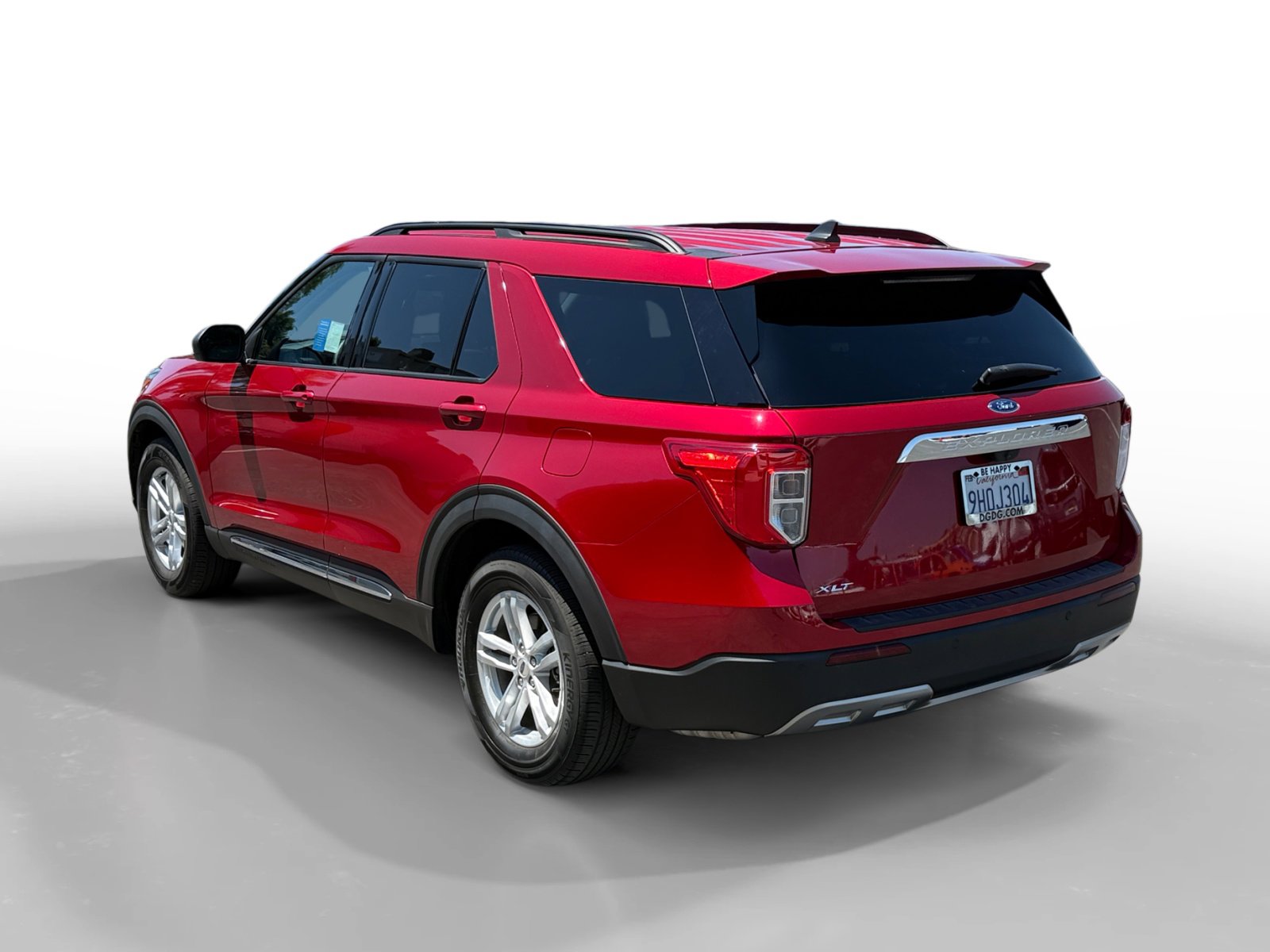 Certified 2023 Ford Explorer XLT w/ Equipment Group 202A RWD image 3