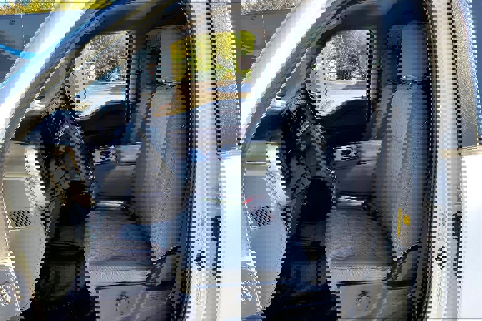 Certified 2023 Ford F250 XL w/ FX4 Off-Road Package image 9