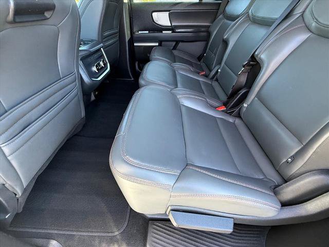Certified 2025 Ford Expedition Active AWD/4WD image 11