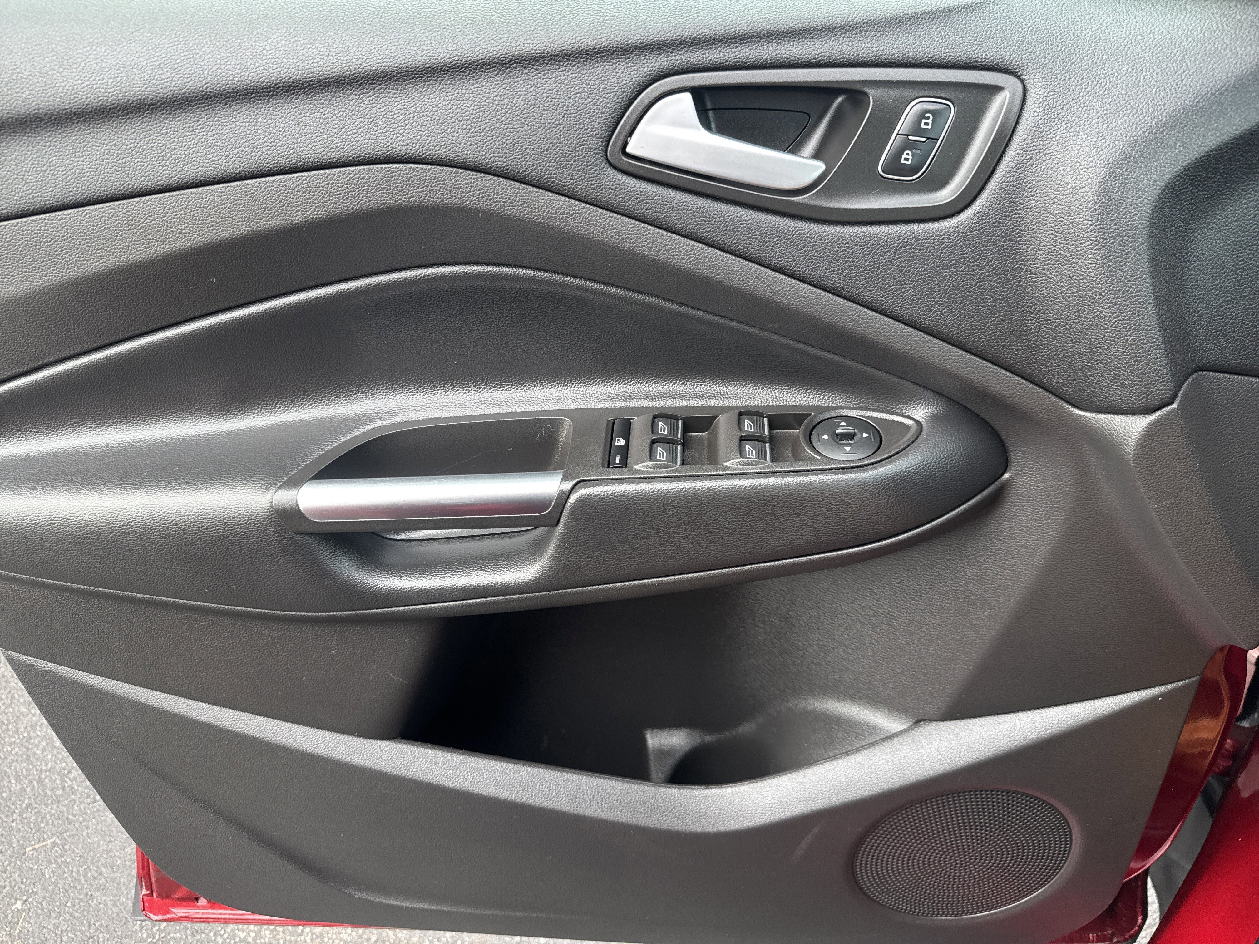 Certified 2019 Ford Escape SEL image 14