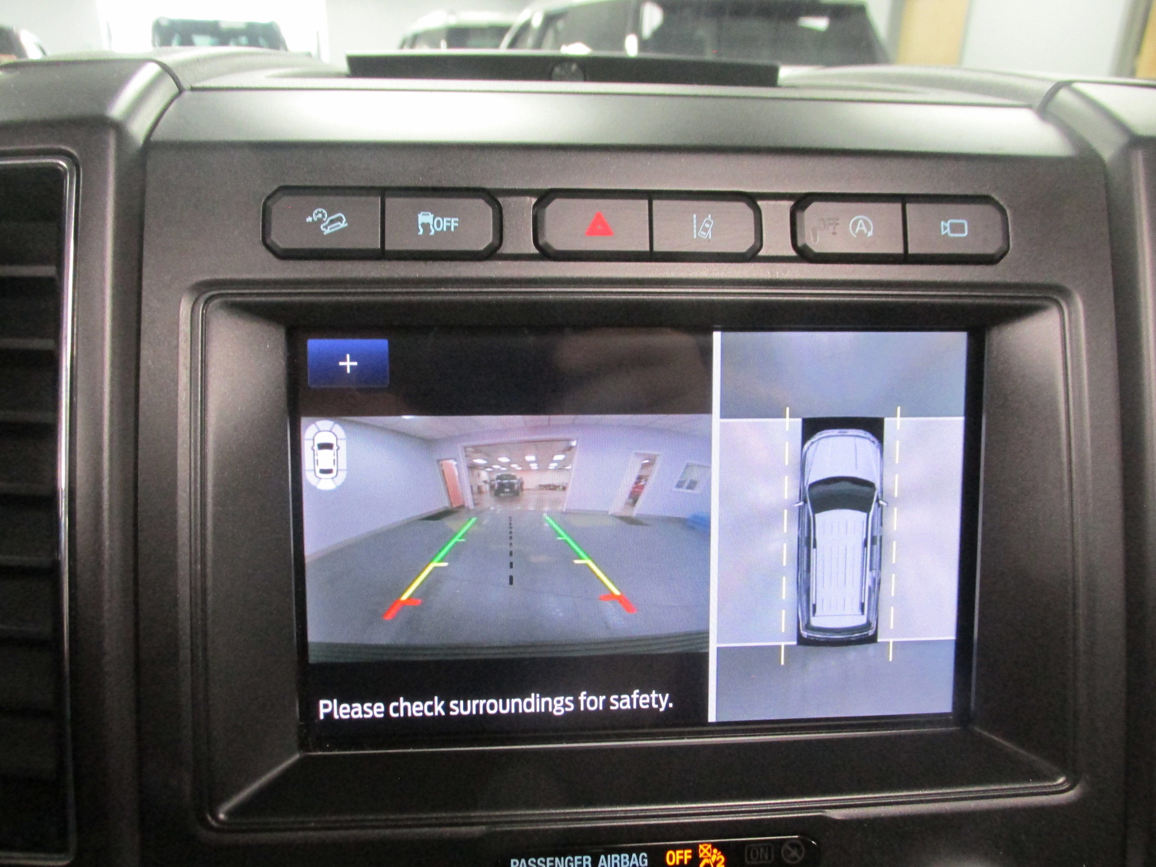 Certified 2020 Ford Expedition Limited w/ Equipment Group 303A image 40