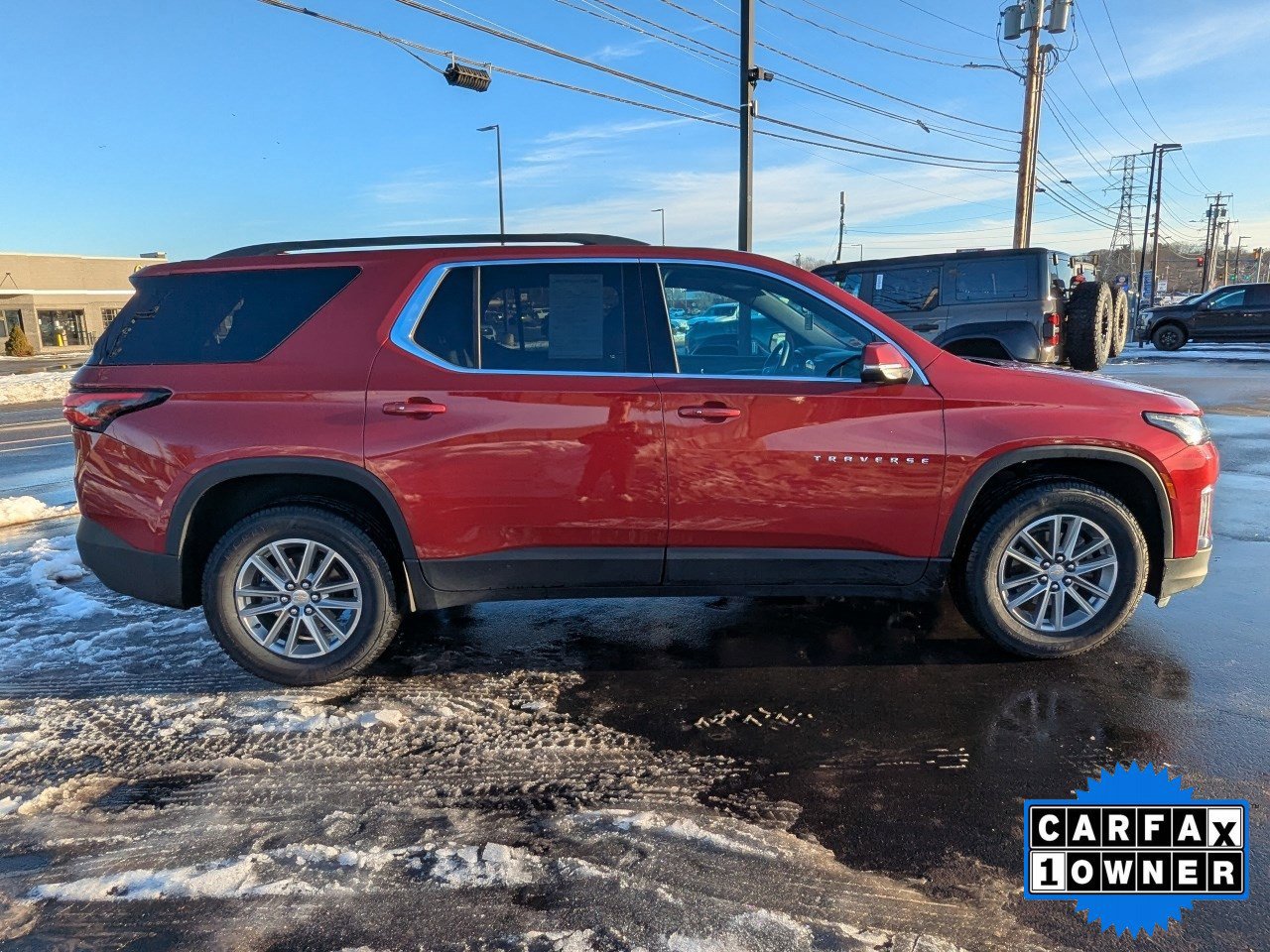 Used 2023 Chevrolet Traverse LT image 6