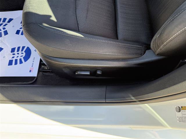 Used 2025 Nissan Altima 2.5 SV FWD image 13