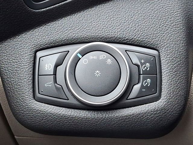 Certified 2018 Ford Escape SE w/ Ford Safe & Smart Package image 26