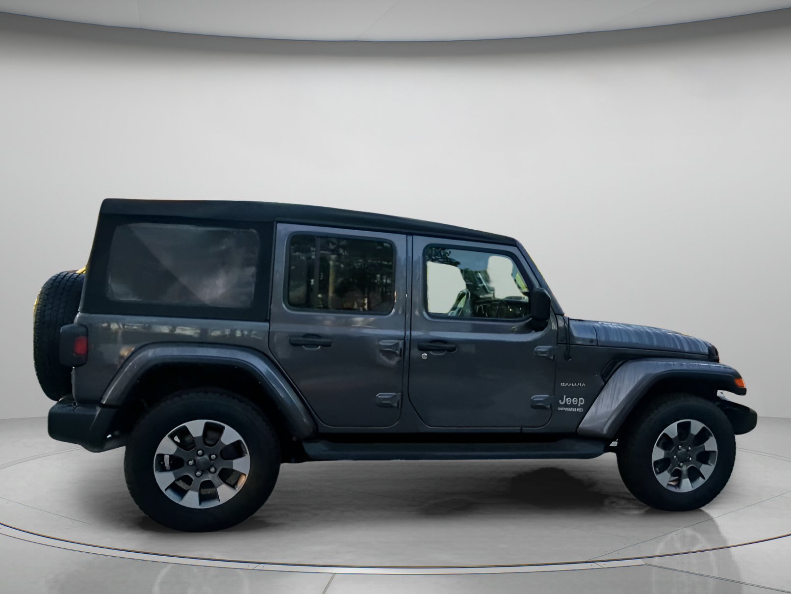 Used 2022 Jeep Wrangler Unlimited Sahara AWD/4WD image 31