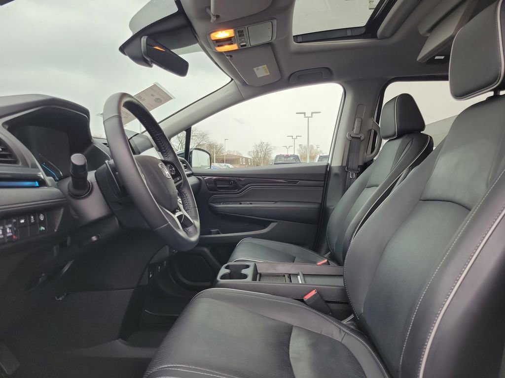 Used 2022 Honda Odyssey Elite image 18