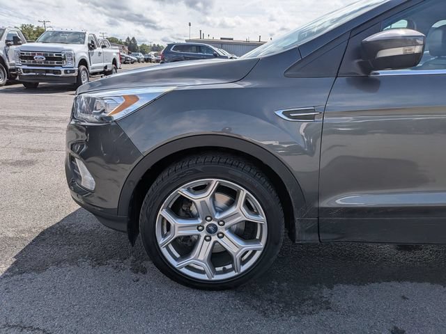 Certified 2019 Ford Escape Titanium AWD/4WD image 24