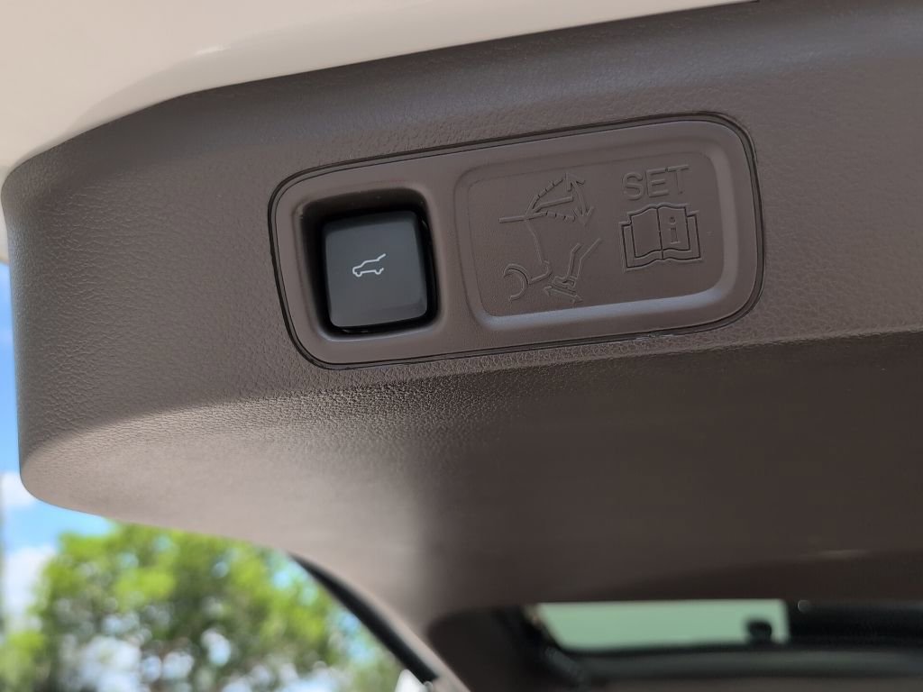 Certified 2022 Ford Expedition King Ranch image 14