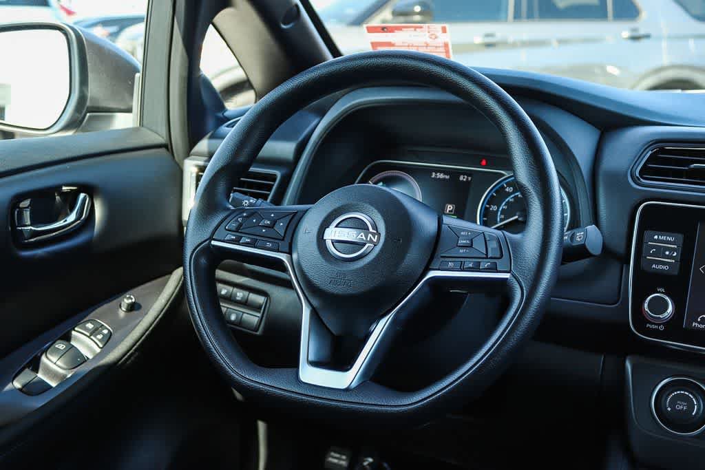 Used 2025 Nissan Leaf S FWD image 15