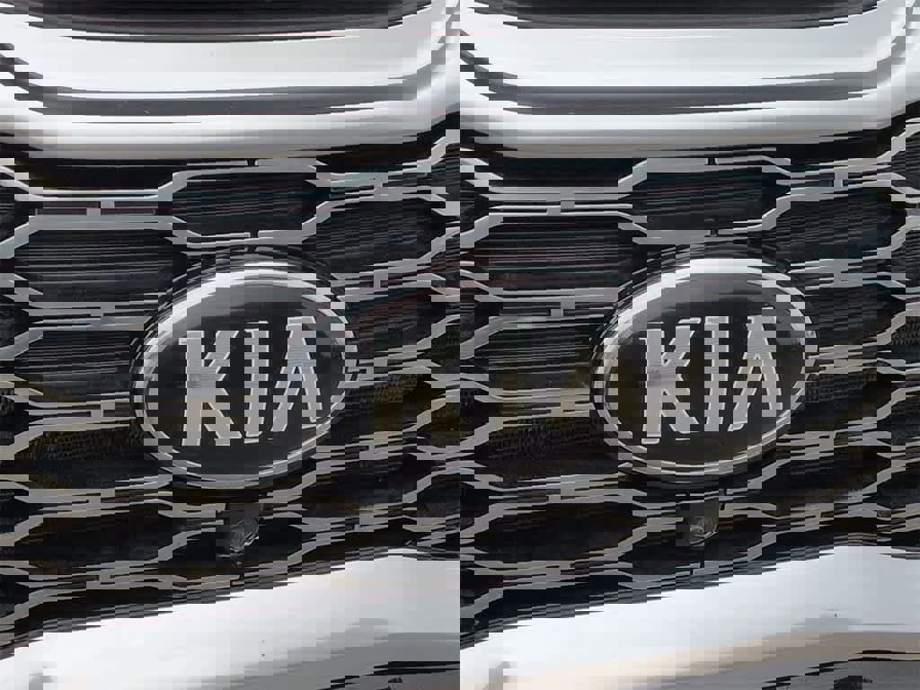 Used 2020 Kia Telluride SX w/ Towing Package image 12