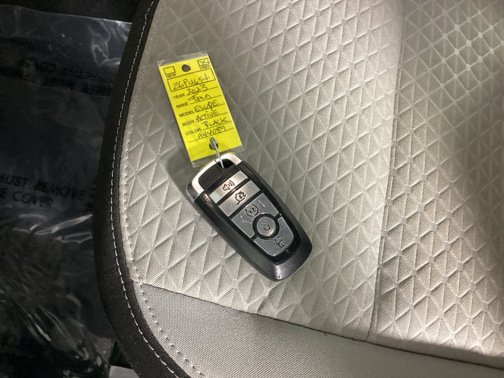 Certified 2023 Ford Escape Active AWD/4WD image 30