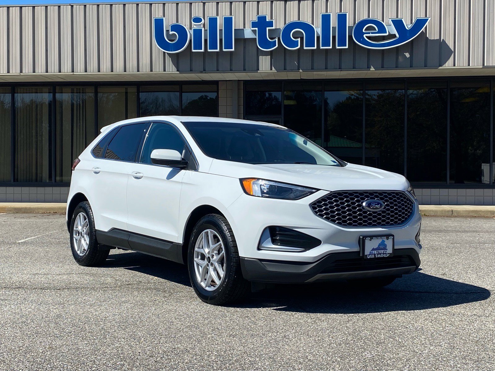 Certified 2024 Ford Edge SEL AWD/4WD image 2