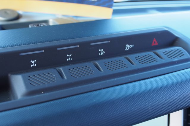 Certified 2025 Ford Bronco Heritage Edition image 25