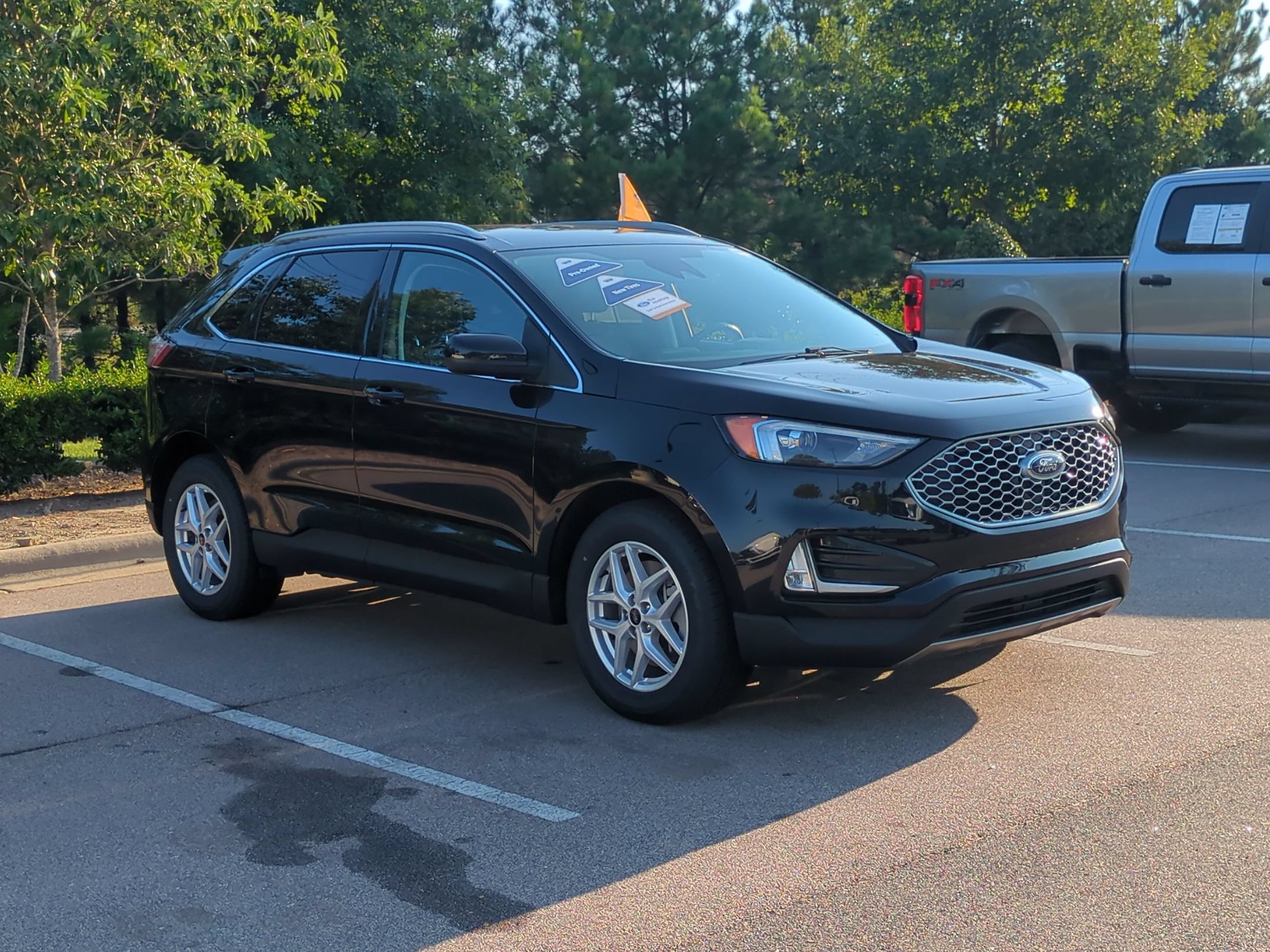 Certified 2023 Ford Edge SEL w/ Convenience Package AWD/4WD image 1