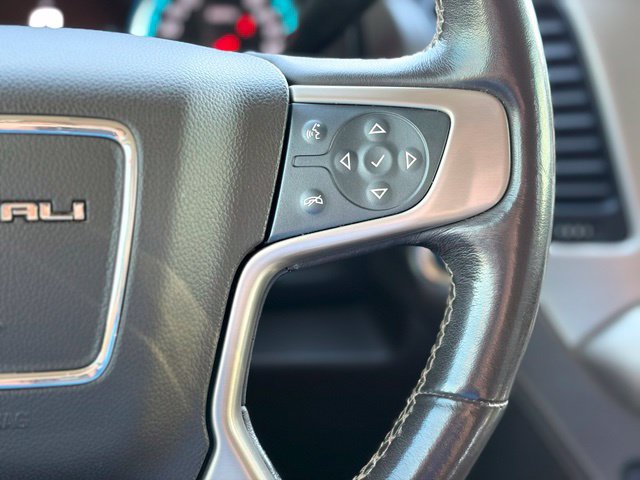 Used 2020 GMC Yukon XL Denali w/ Denali Premium Package AWD/4WD image 33