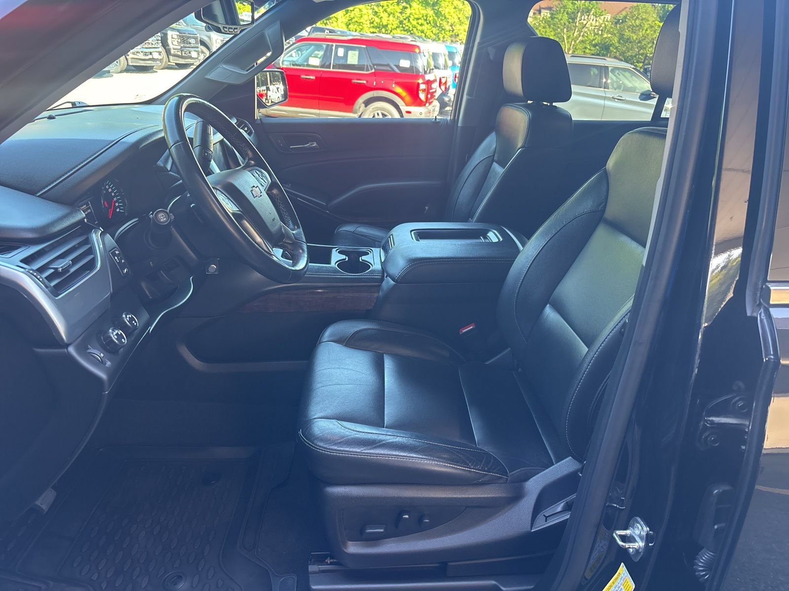 Used 2019 Chevrolet Tahoe LT AWD/4WD image 13