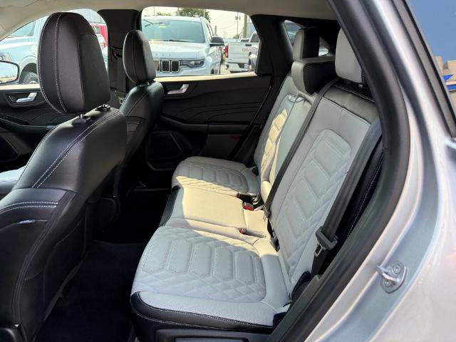 Certified 2023 Ford Escape Platinum w/ Premium Technology Package AWD/4WD image 18