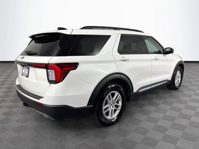 Certified 2025 Ford Explorer Active w/ Active Comfort Package RWD image 7