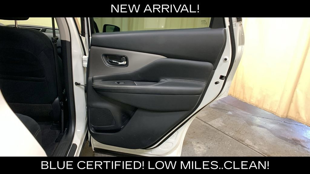 Used 2019 Nissan Murano SV AWD/4WD image 13