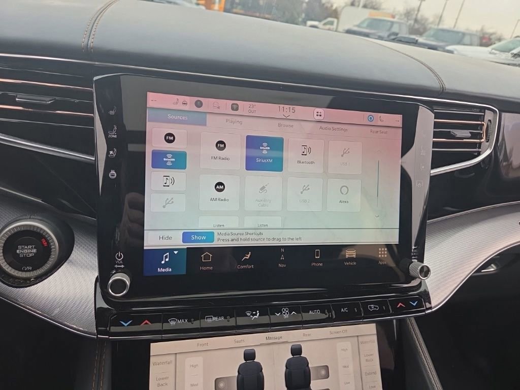 Used 2022 Jeep Grand Wagoneer Series III w/ Rear Seat Video Group 1 image 24