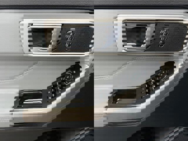 Certified 2022 Ford Explorer XLT w/ Equipment Group 202A image 12