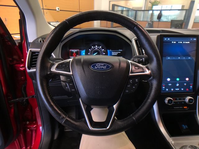Certified 2024 Ford Edge SEL w/ Convenience Package AWD/4WD image 13