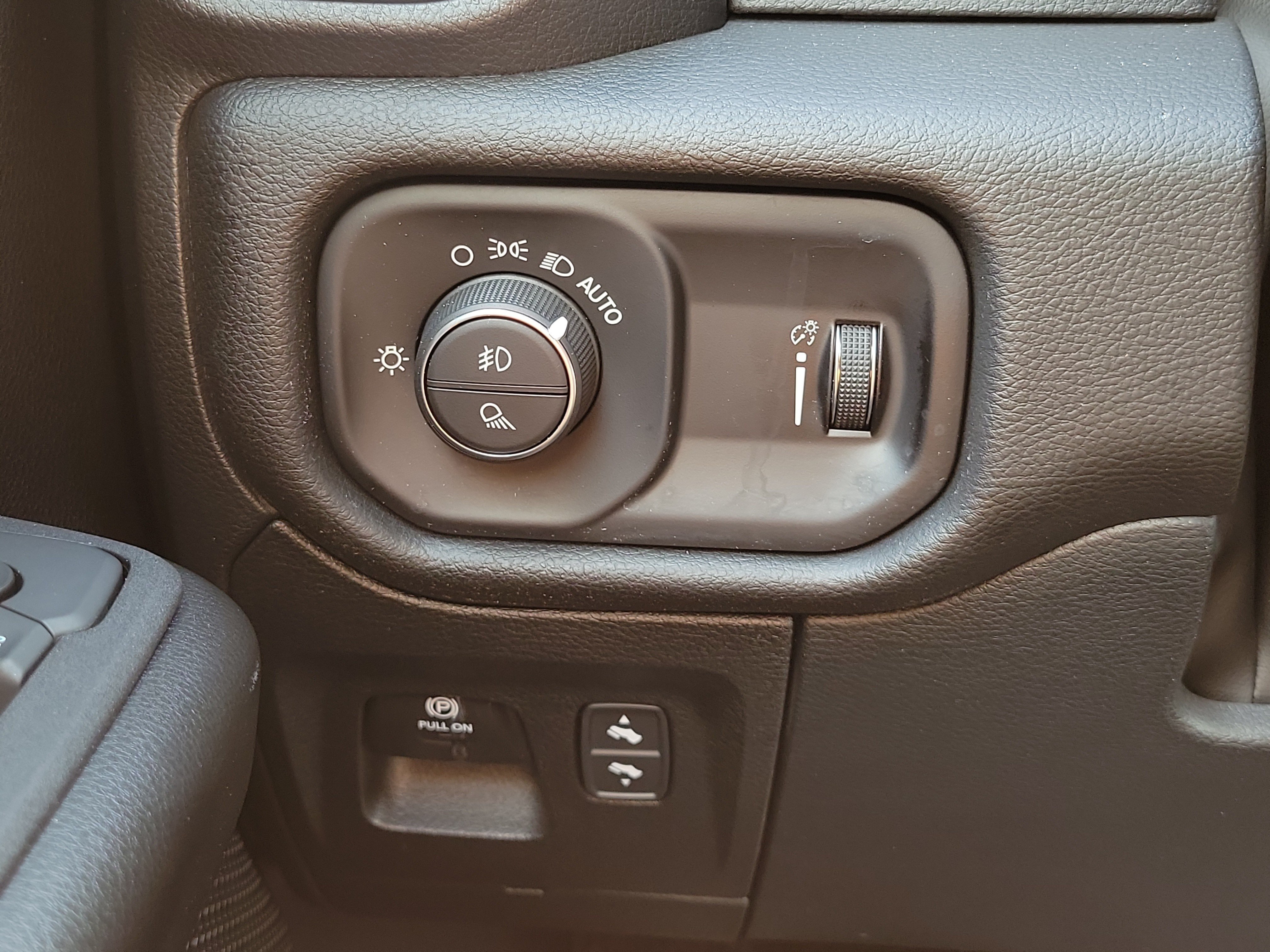Used 2026 RAM 1500 Big Horn RWD image 28