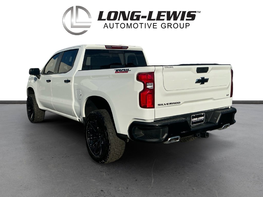 Used 2025 Chevrolet Silverado 1500 LT Trail Boss w/ Convenience Package II AWD/4WD image 4