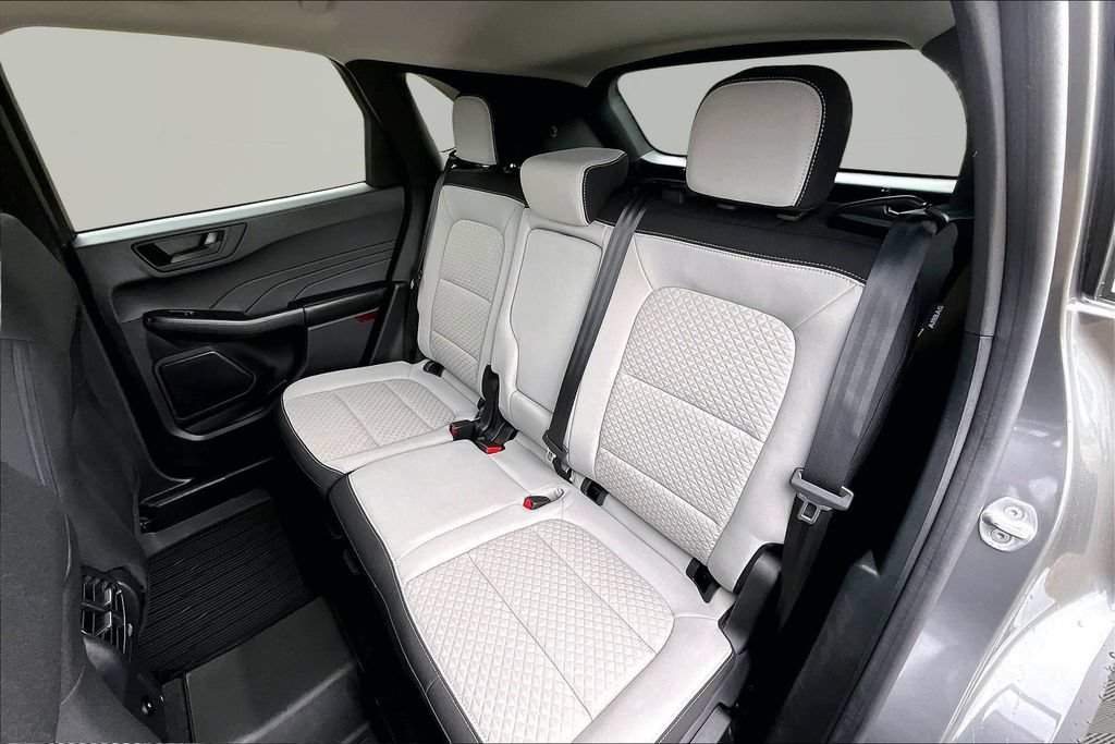 Certified 2023 Ford Escape Active AWD/4WD image 26