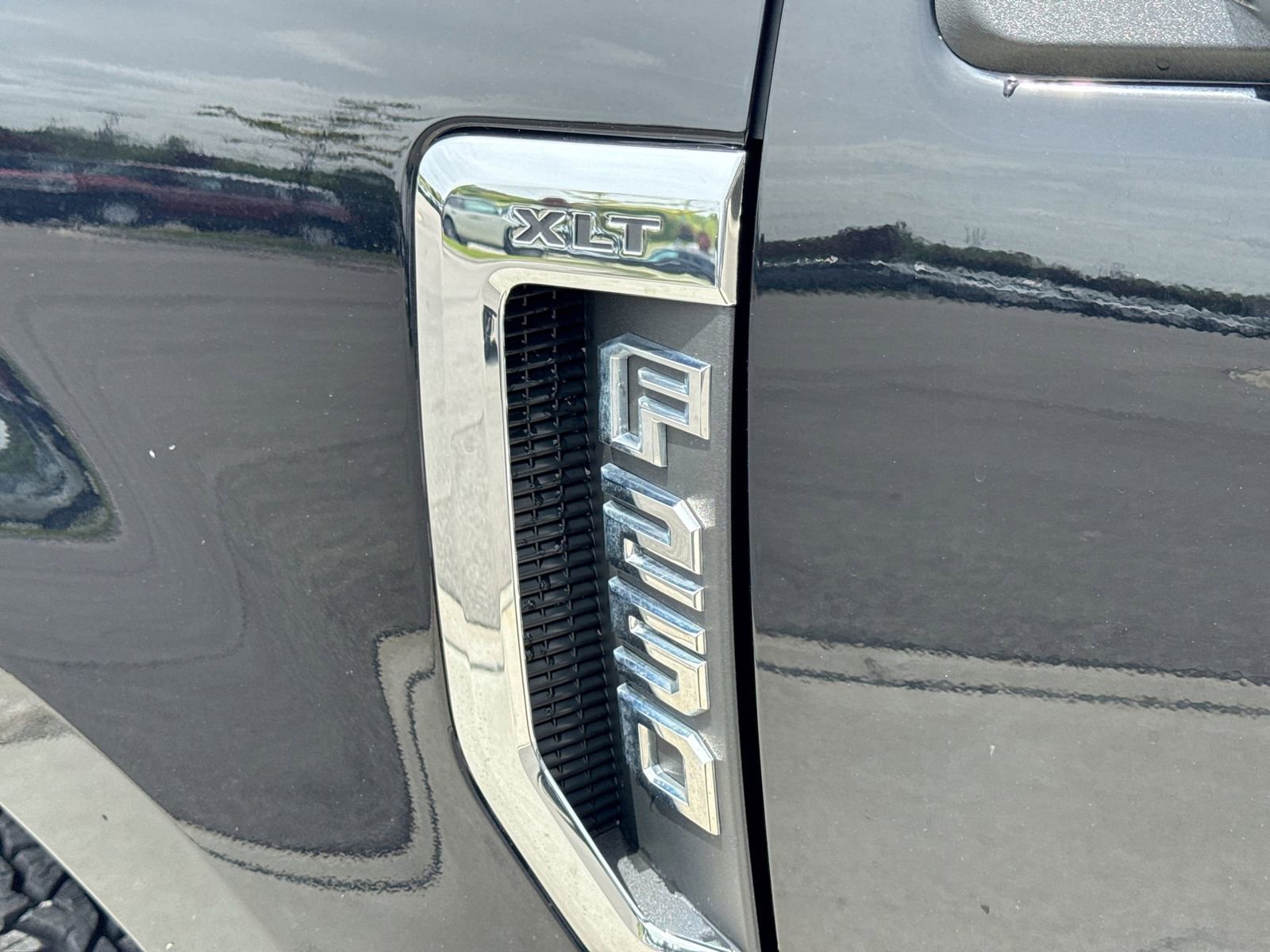 Certified 2017 Ford F250 XLT AWD/4WD image 15