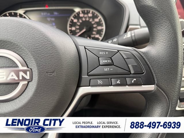Used 2024 Nissan Altima 2.5 SV FWD image 21