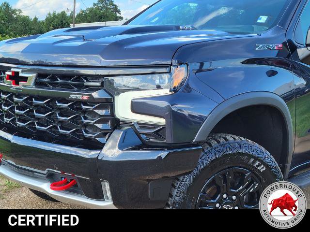 Used 2023 Chevrolet Silverado 1500 ZR2 w/ Technology Package AWD/4WD image 11