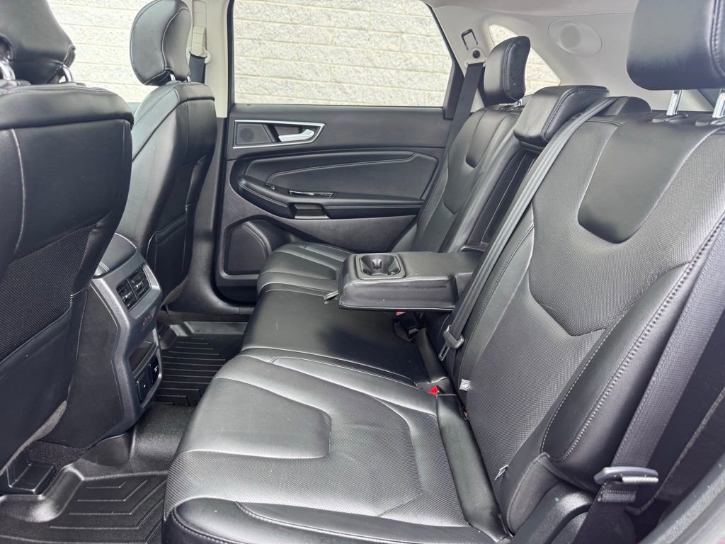 Certified 2019 Ford Edge Titanium w/ Equipment Group 301A image 21