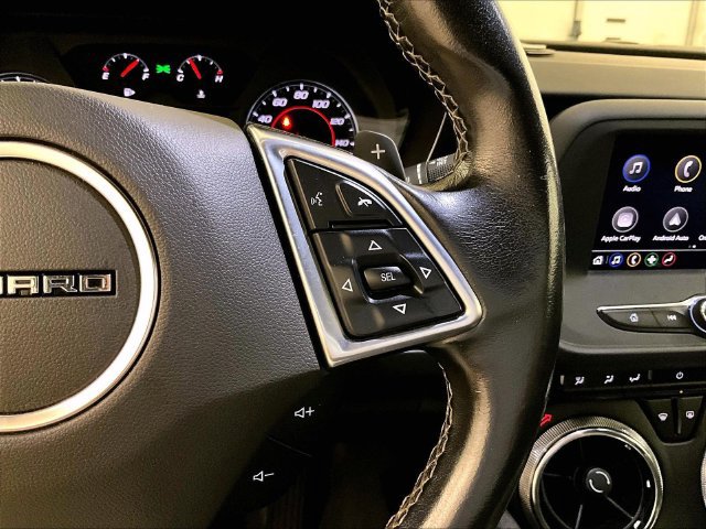 Used 2022 Chevrolet Camaro LT RWD image 18