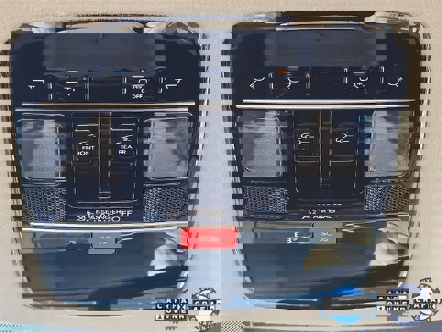 Used 2025 Hyundai Santa Fe Calligraphy w/ Tow & Go Package image 19