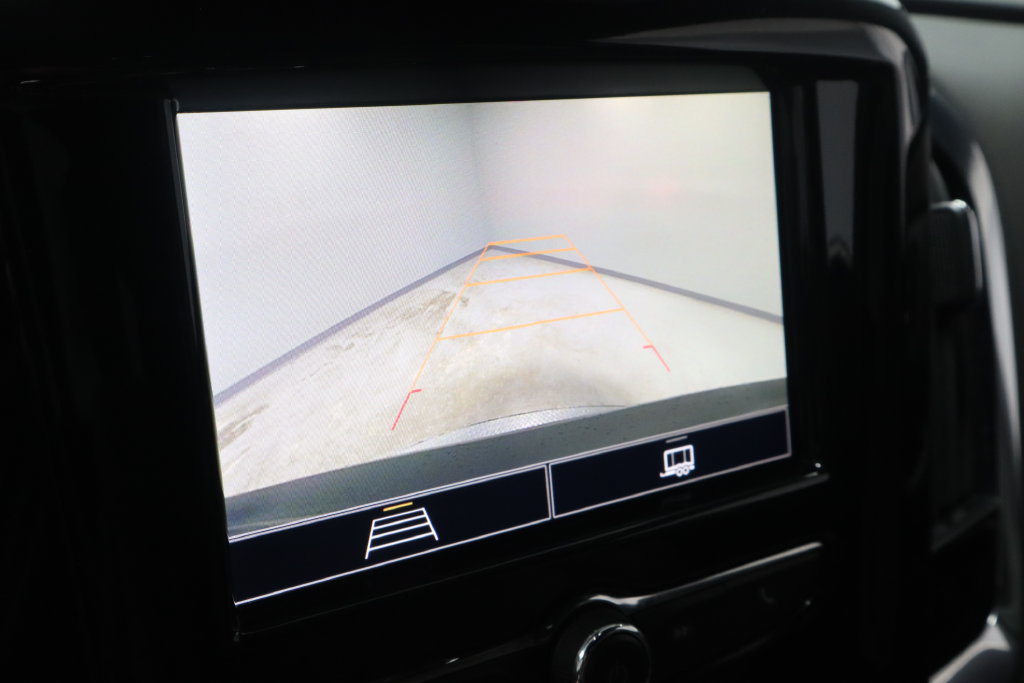 Used 2023 Chevrolet Traverse LT FWD image 27
