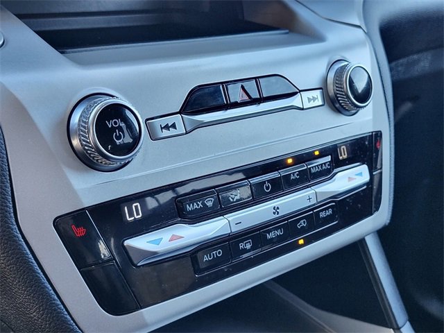 Certified 2021 Ford Explorer XLT image 23