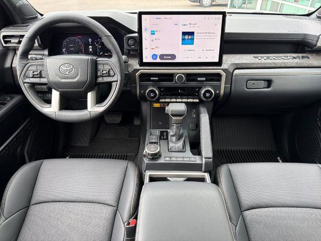 Used 2024 Toyota Tacoma Limited w/ Limited Package (LT) AWD/4WD image 12